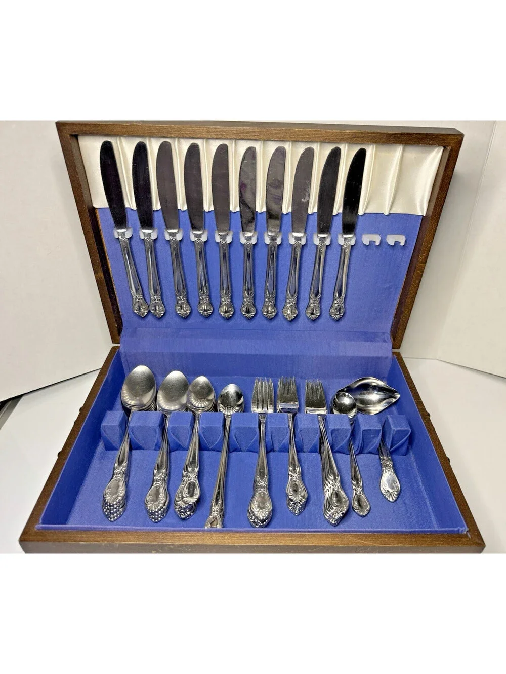 Vintage Hull Lady Dauphine Stainless Flatware Set 56 Pcs Japan AAA Floral Rose